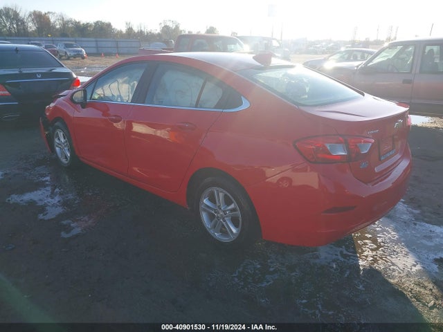 Chevrolet Cruze Lt Auto 2018 1G1BE5SM5J7137654 Image 3