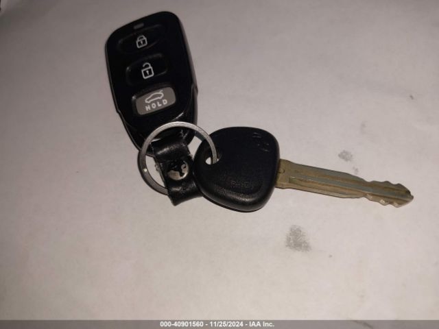 KMHD84LFXJU537630 Hyundai ELANTRA SEL