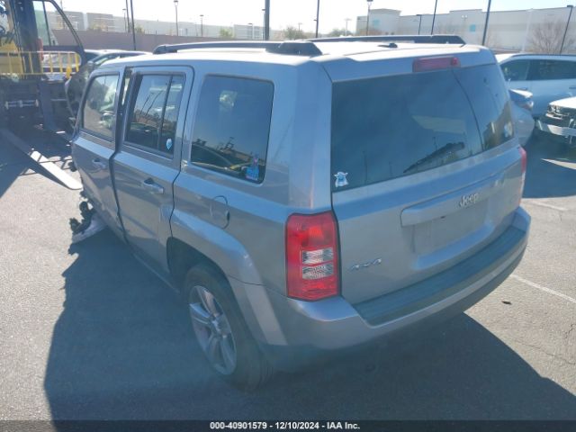 1C4NJRFB4GD616626 Jeep Patriot Latitude