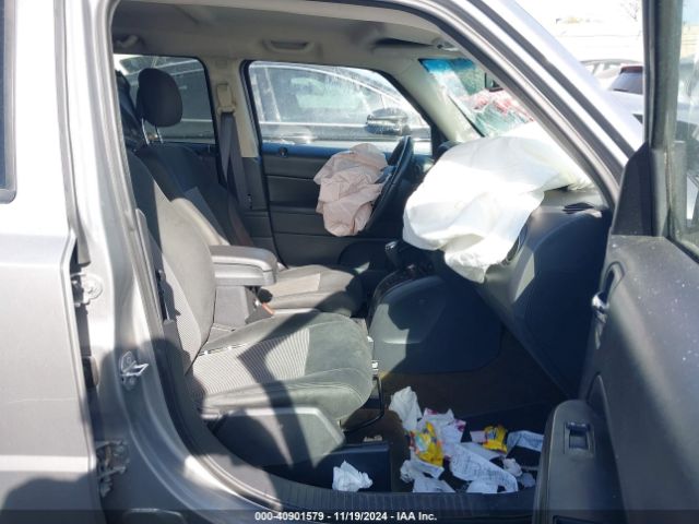 1C4NJRFB4GD616626 Jeep Patriot Latitude