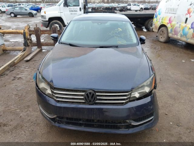 1VWAT7A35FC006183 Volkswagen Passat 1.8t Wolfsburg Edition