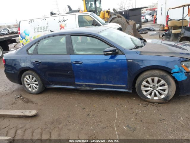 1VWAT7A35FC006183 Volkswagen Passat 1.8t Wolfsburg Edition