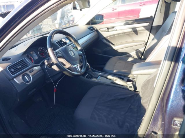 1VWAT7A35FC006183 Volkswagen Passat 1.8t Wolfsburg Edition