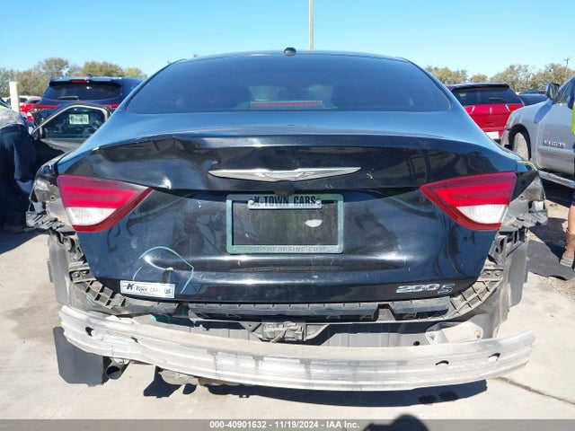 Chrysler 200 S 2015 1C3CCCBB1FN542132 Image 17