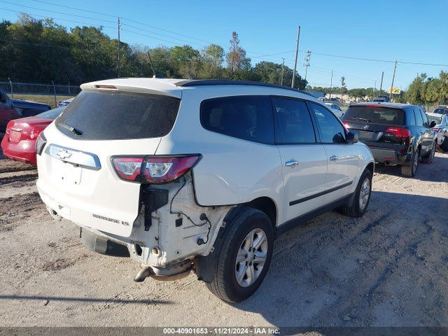 Chevrolet Traverse Ls 2014 1GNKRFKD1EJ138429 Image 4
