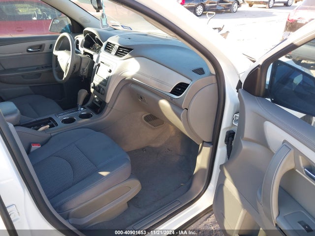 Chevrolet Traverse Ls 2014 1GNKRFKD1EJ138429 Image 5