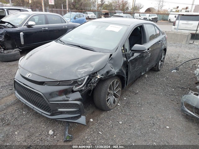 Toyota COROLLA SE 2022 5YFS4MCE7NP139437 Image 2
