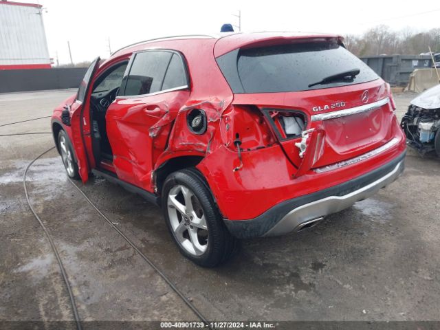 WDCTG4EB8LU025830 Mercedes-Benz GLA 250