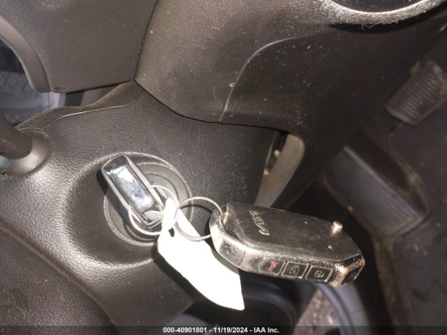 KNDJ23AU5N7816301 KIA SOUL LX