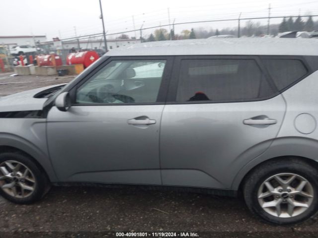 KNDJ23AU5N7816301 KIA SOUL LX