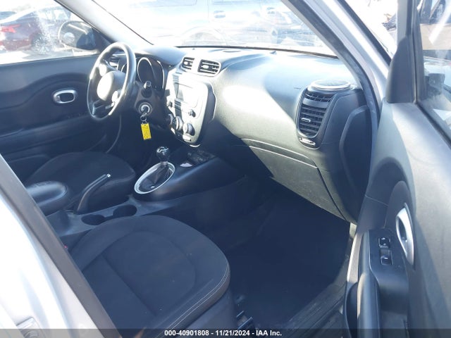 KIA Soul 2015 KNDJN2A28F7812017 Image 5