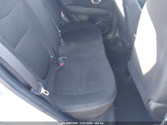 KIA Soul 2015 KNDJN2A28F7812017 Image 8