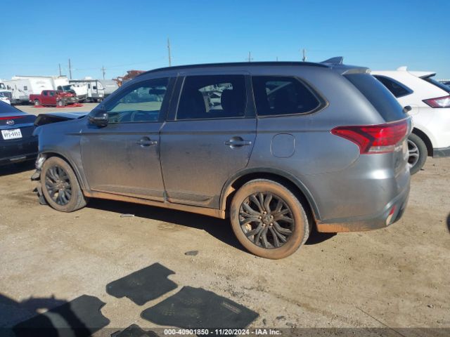 JA4AZ3A36KZ026082 Mitsubishi Outlander Le