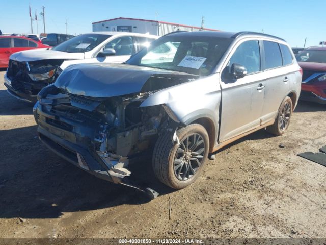 JA4AZ3A36KZ026082 Mitsubishi Outlander Le