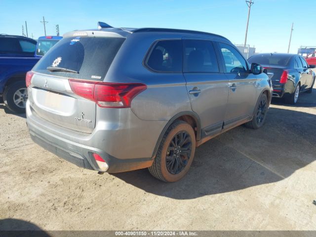 JA4AZ3A36KZ026082 Mitsubishi Outlander Le