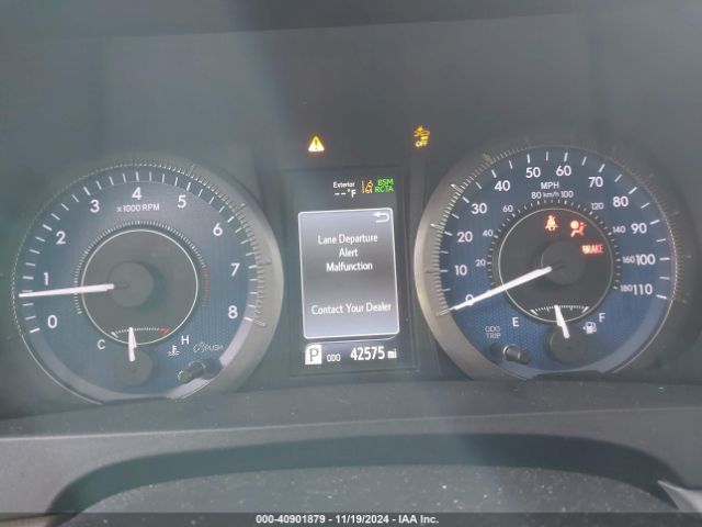 5TDYZ3DC9KS006832 Toyota Sienna Xle 8 Passenger