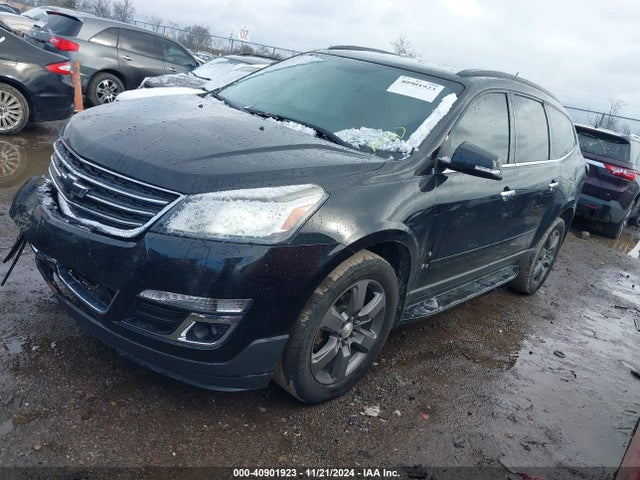 1GNKRHKD0HJ172054 Chevrolet Traverse 2lt