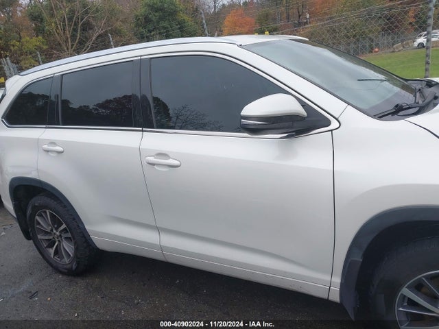 Toyota Highlander Xle 2017 5TDKZRFH5HS517867 Image 13