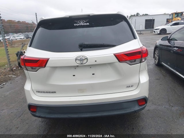 Toyota Highlander Xle 2017 5TDKZRFH5HS517867 Image 16