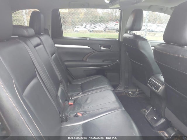 Toyota Highlander Xle 2017 5TDKZRFH5HS517867 Image 8