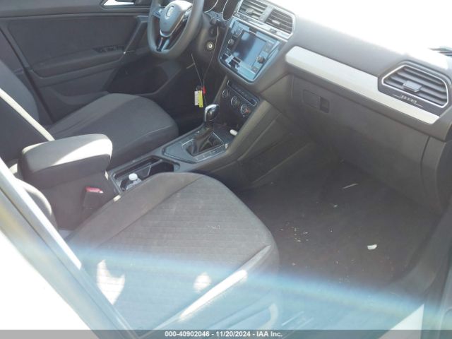 3VV1B7AX5LM010853 Volkswagen Tiguan 2.0t S