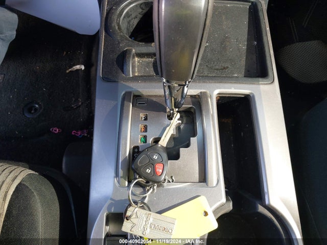 Toyota 4RUNNER SR5 2016 JTEZU5JR4G5117028 Image 11