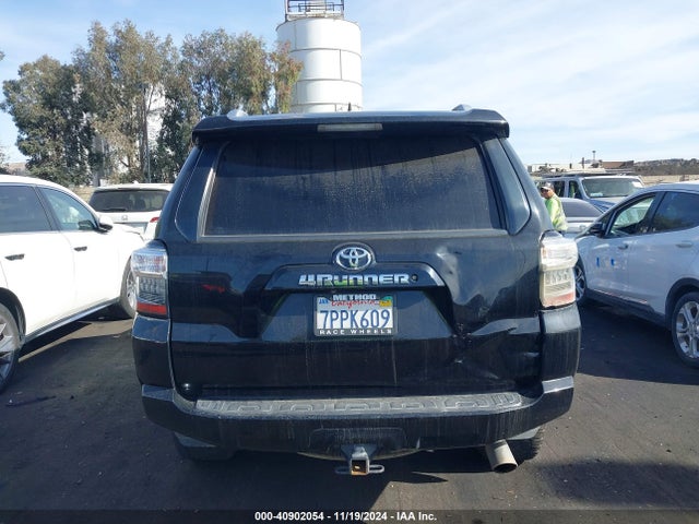 Toyota 4RUNNER SR5 2016 JTEZU5JR4G5117028 Image 16