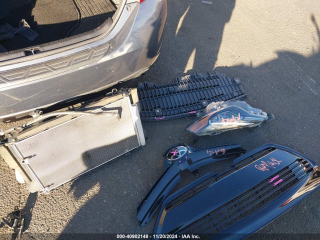 Toyota COROLLA LE 2019 5YFBURHE3KP924457 Image 18