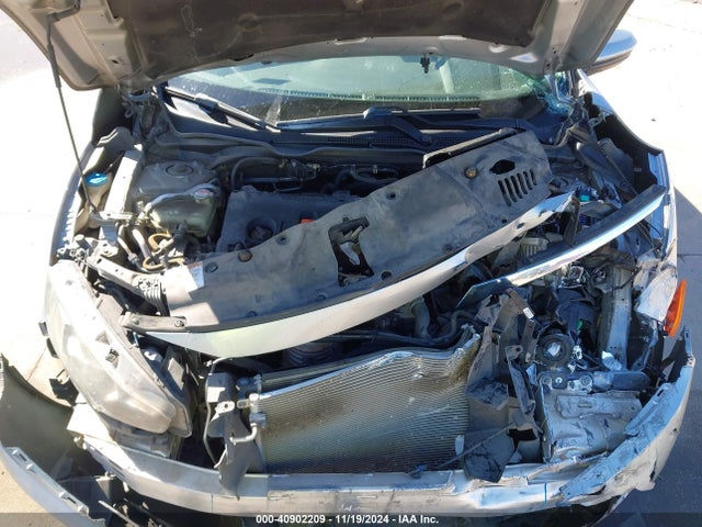 19XFC2F57GE035605 Honda Civic Lx