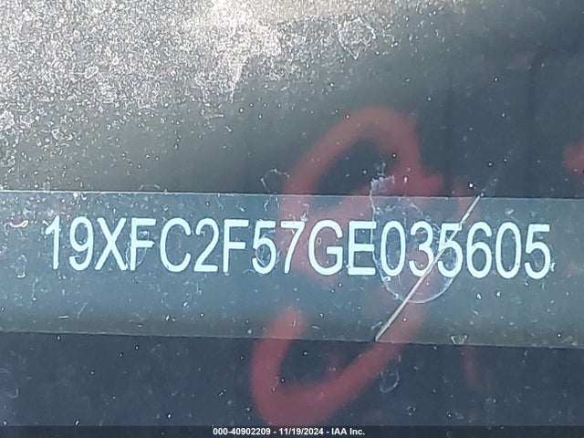 19XFC2F57GE035605 Honda Civic Lx
