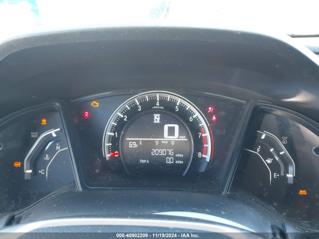 19XFC2F57GE035605 Honda Civic Lx