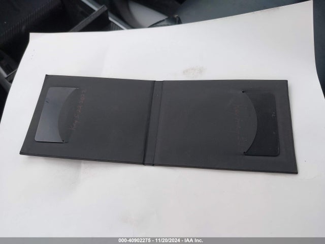 2020 TESLA MODEL Y 5YJYGDEE2LF026230 Photo 10
