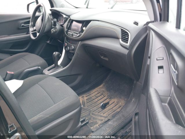 KL7CJKSB9LB320590 Chevrolet Trax Fwd Ls