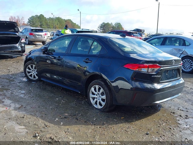 Toyota COROLLA LE 2021 JTDEPMAE6MJ137169 Image 3