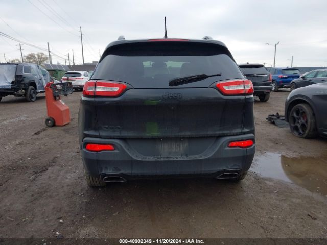 1C4PJMCS8FW774678 Jeep Cherokee Latitude Altitude