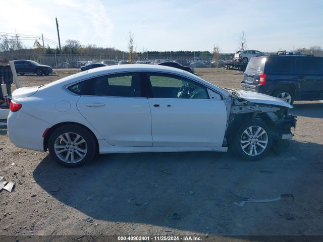 Chrysler 200 Limited 2015 1C3CCCAB9FN649351 Image 13