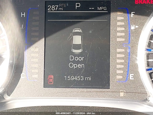 Chrysler 200 Limited 2015 1C3CCCAB9FN649351 Image 15