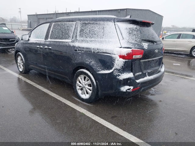 KIA SEDONA LX 2016 KNDMB5C18G6191431 Image 3