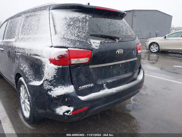 KIA SEDONA LX 2016 KNDMB5C18G6191431 Image 6