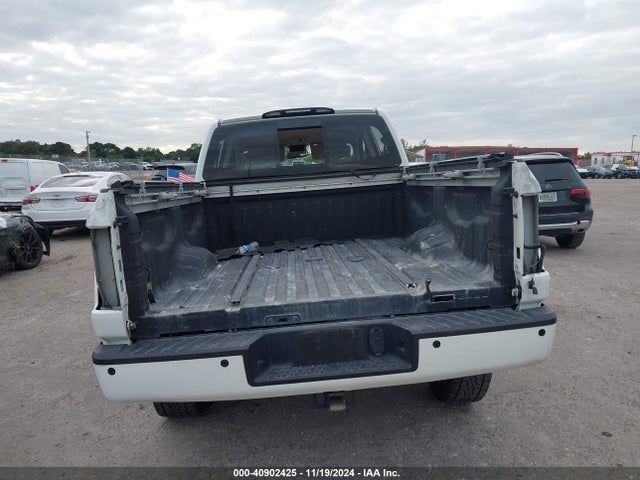 40902425 :رقم المزاد ، 1N6AA1F21HN552134 vin ، 2017 Nissan Titan Xd Sv Gas مزاد بيع