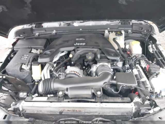 1C4HJXFG5JW169250 Jeep Wrangler Unlimited Rubicon 4x4