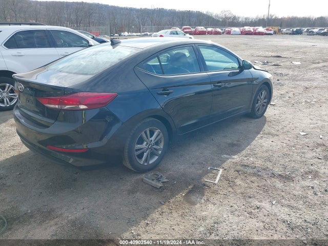 Hyundai ELANTRA SE 2017 5NPD84LF7HH077559 Image 4