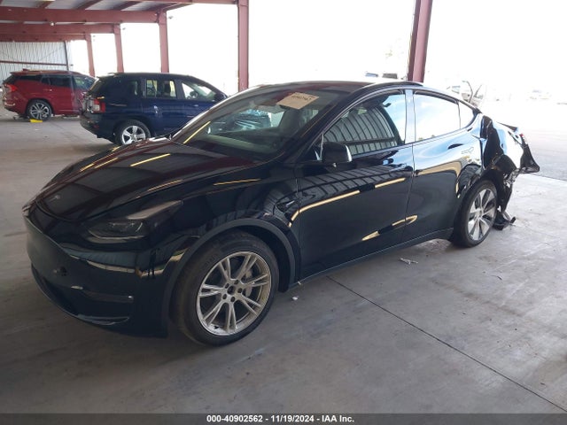 2023 TESLA MODEL Y 7SAYGAEE0PF741157 Photo 1