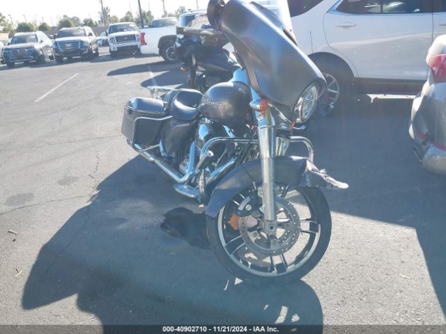 2015 HARLEY-DAVIDSON FLHX 1HD1KBM38FB605006