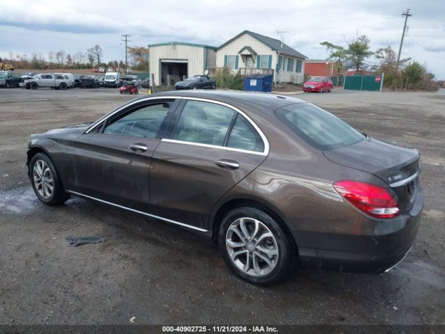 2016 MERCEDES-BENZ C 300 55SWF4KB7GU116742 Photo 2