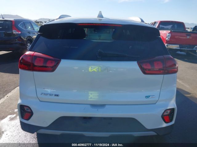 KNDCB3LC6N5532779 KIA NIRO LX
