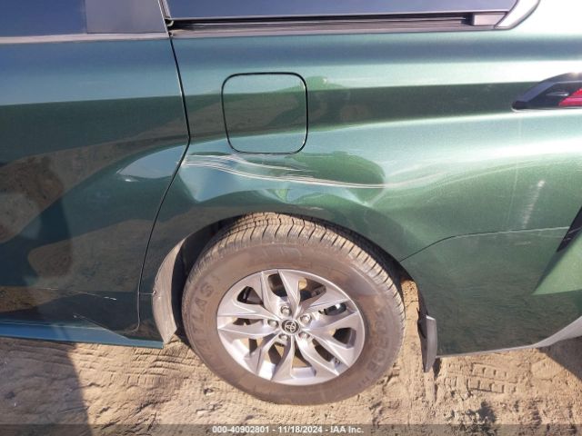 5TDKRKEC6MS014551 Toyota SIENNA LE