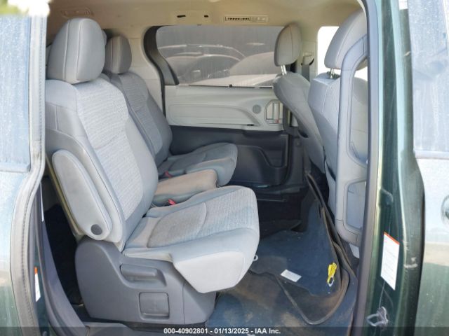 5TDKRKEC6MS014551 Toyota SIENNA LE