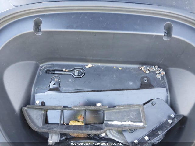2018 TESLA MODEL 3 5YJ3E1EB3JF064986 Photo 9