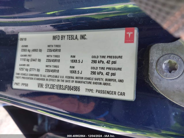 2018 TESLA MODEL 3 5YJ3E1EB3JF064986 Photo 8